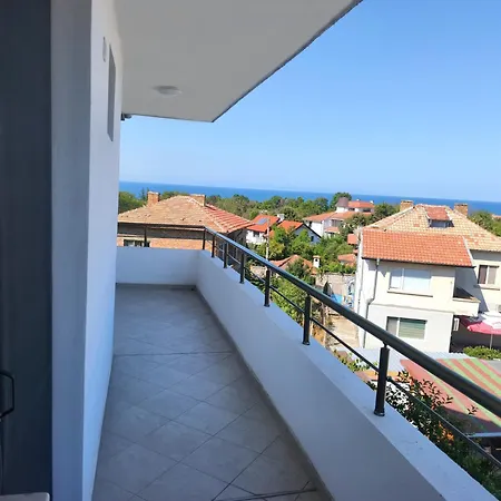 Yanevi * 切尔诺莫雷茨