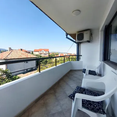 Apartment Yanevi Tschernomorez