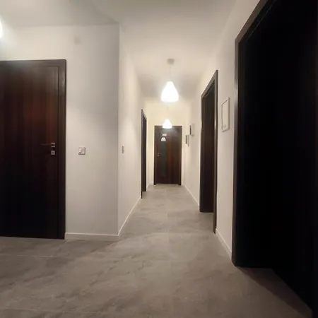 Yanevi Apartamento