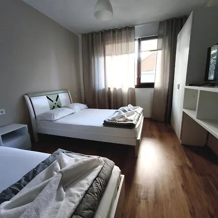 Apartamento Yanevi *