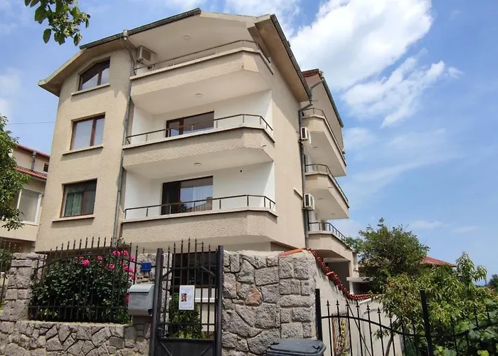 Apartment Yanevi Chernomorets