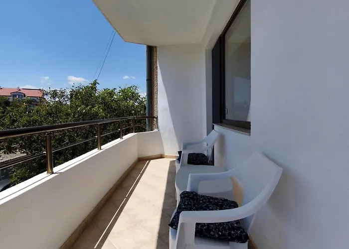 Yanevi Apartamento